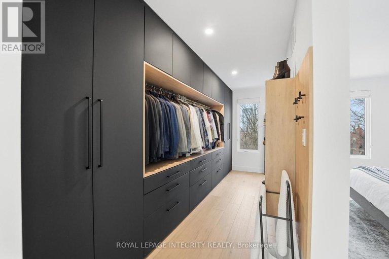 29571259/221-wesley-avenue/westborohampton-park/ottawa/ontario/K1Z7A2_20