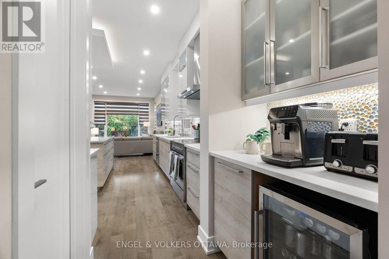 29087495/190-northwestern-avenue/ottawa-westtunneys-pasture/ottawa/ontario/K1Y0M3_15