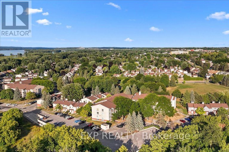28773353/316-6434-bilberry-drive/orleans-wood/ottawa/ontario/K1C4P5_22