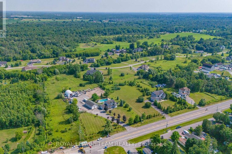 28873033/7474-mitch-owens-road/osgoode-twp-north-of-reg-rd-6/ottawa/ontario/K4P1K9_49