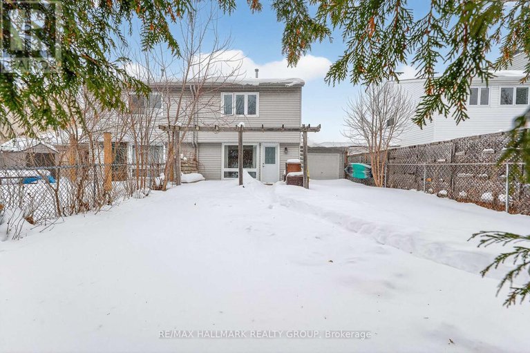 29353203/1126-grenoble-crescent/orleans-wood/ottawa/ontario/K1C2C6_21