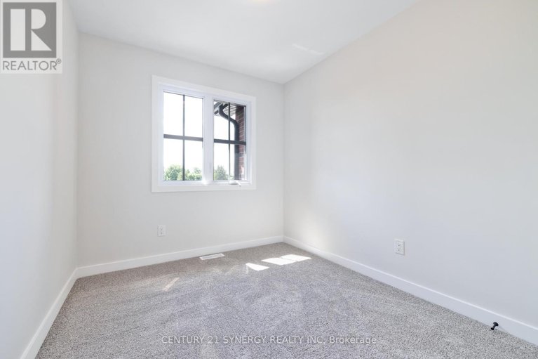 28643715/13-helen-street/north-stormont-finch-twp/north-stormont/ontario/K0A1R0_37