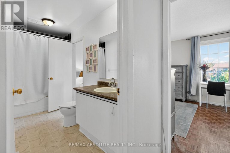 28956955/2628-baseline-road/leslie-park/ottawa/ontario/K2H7B4_35