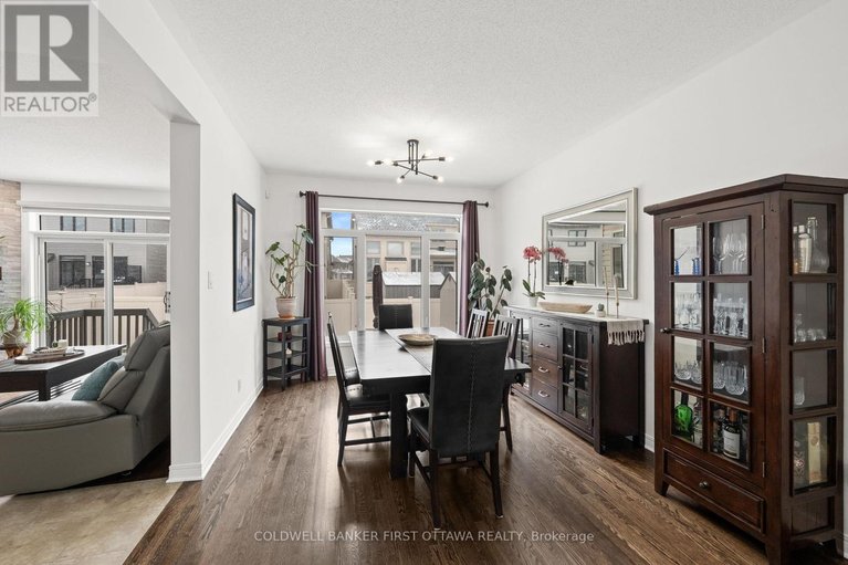 29585353/220-dave-smith-crescent/riverside-southgloucester-glen/ottawa/ontario/K4M0B7_9