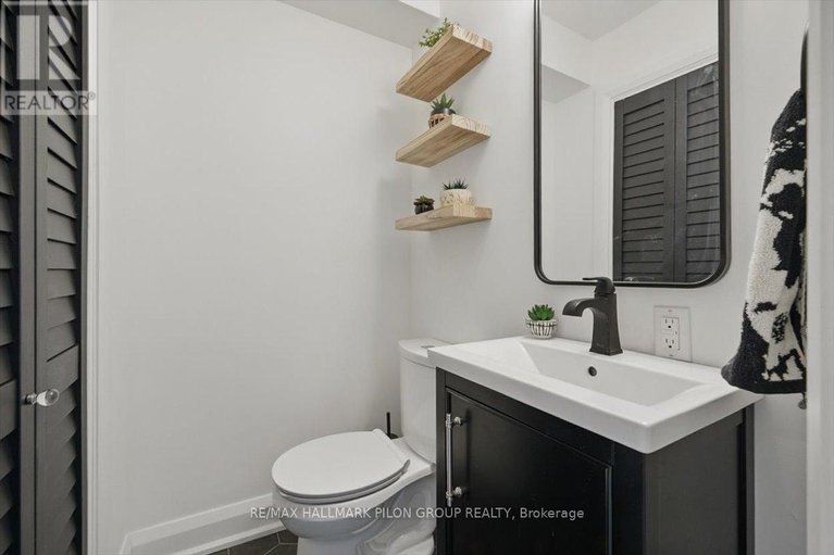 28582792/584-bayview-drive/constance-bay/ottawa/ontario/K0A3M0_19
