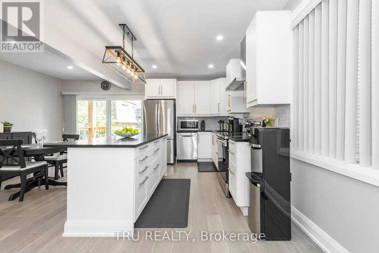 28892803/381-north-river-road/vanier/ottawa/ontario/K1L8C3_10