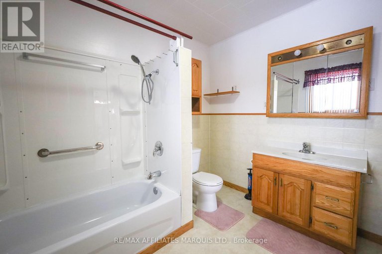 29208797/3030-county-road-34-road/north-glengarry-lochiel-twp/north-glengarry/ontario/K0C1A0_29