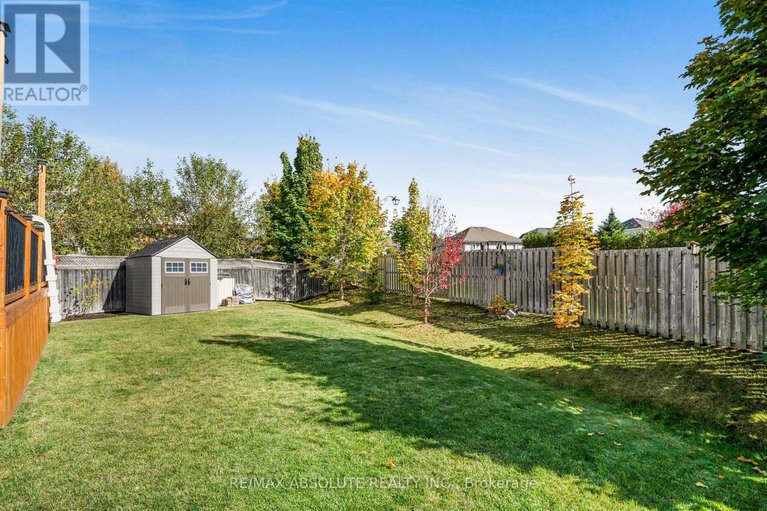 29664919/229-mica-crescent/town-of-rockland/clarence-rockland/ontario/K4K0E3_34