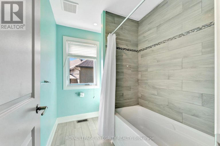 29375864/2198-maple-forest-drive/north-gower/ottawa/ontario/K0A2T0_18