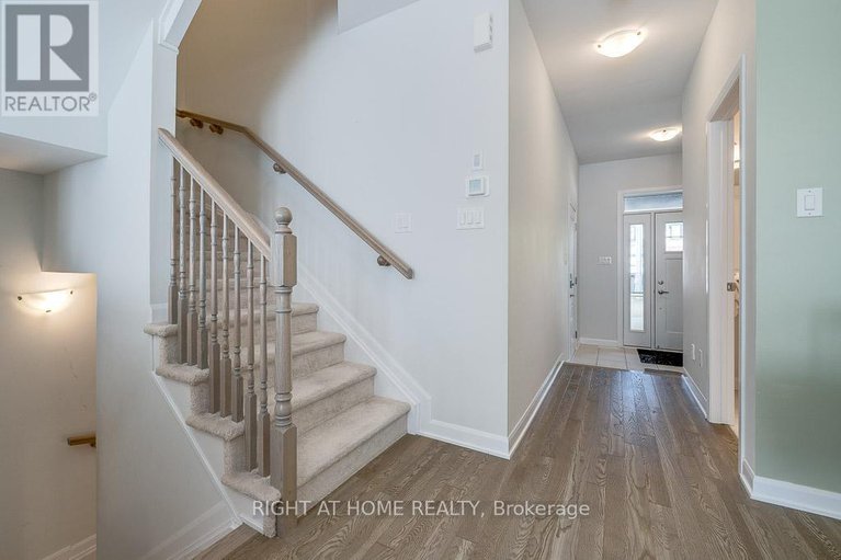 28660132/301-drumlish-lane/half-moon-bay/ottawa/ontario/K2J6Y1_5