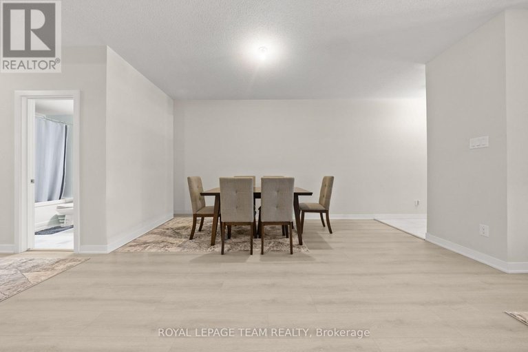 29589382/314-lillian-freiman-private/half-moon-bay/ottawa/ontario/K2J7K7_7