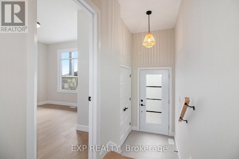 29596740/775-lacroix-road/clarencerockland-twp/clarence-rockland/ontario/K0A2A0_3