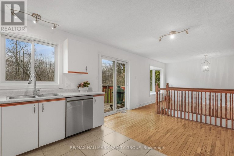 29643565/1-clarence-court/clarencerockland-twp/clarence-rockland/ontario/K4K1K7_15