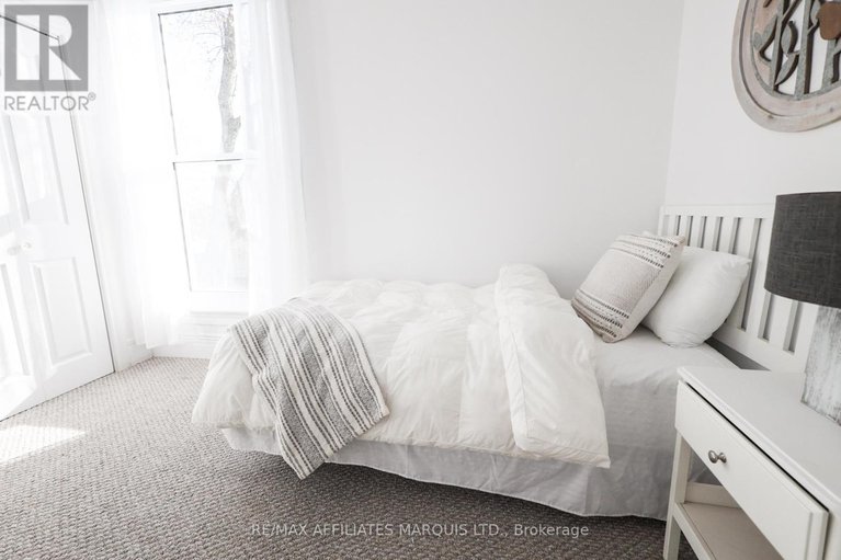 29658409/11-elgin-street-e/alexandria/north-glengarry/ontario/K0C1A0_32