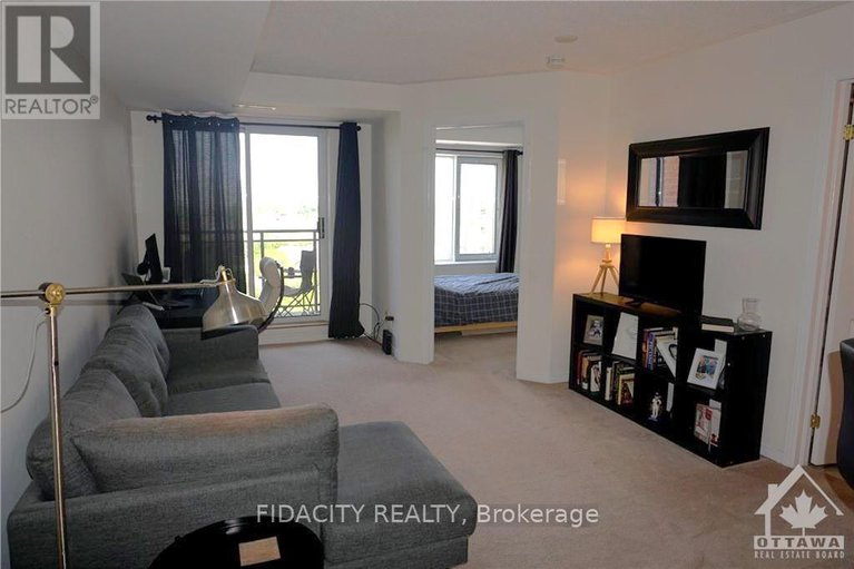 27411768/310-central-park-drive-unit9d/central-park/ottawa/ontario/K2C4G4_5