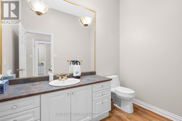 29633496/5-countryside-green/cedar-hillorchard-estates/ottawa/ontario/K2R1B5_31