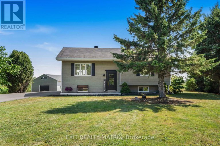 28746056/1526-sandy-hill-road/champlain-twp/champlain/ontario/K6A2R2_1