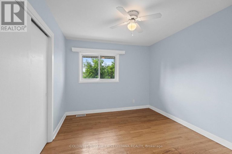 28793444/1788-ernest-avenue/mckellar-heights/ottawa/ontario/K2A1M1_29