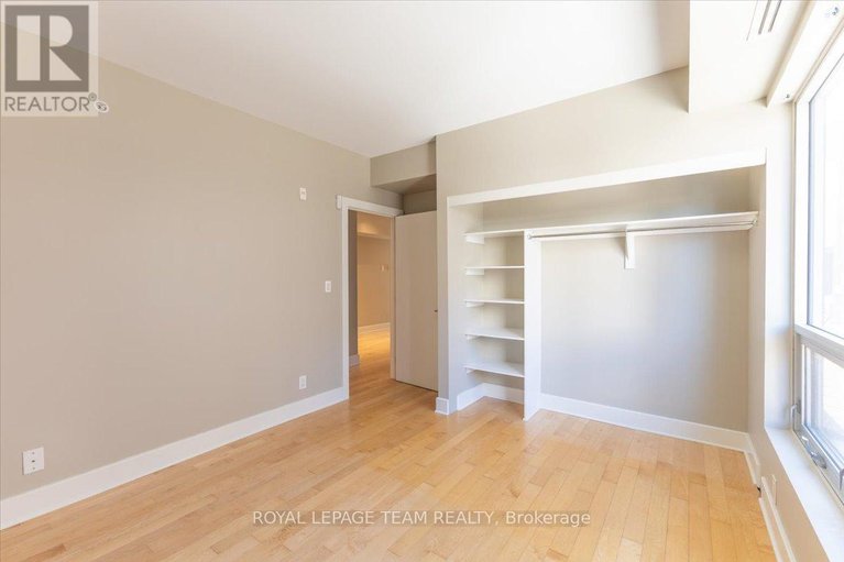 29565289/9-balsam-street/west-centre-town/ottawa/ontario/K1R7K6_19