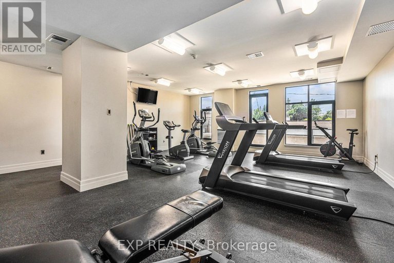 29299335/403-327-breezehill-avenue-s/west-centre-town/ottawa/ontario/K1Y1R6_31