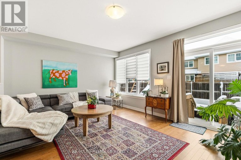 29532256/844-cedar-creek-drive/blossom-parkkemp-parkfindlay-creek/ottawa/ontario/K1T0B3_4