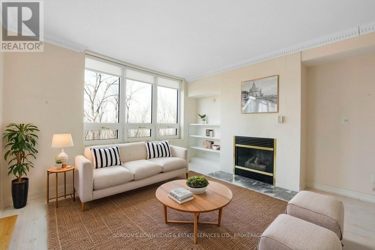 29600796/103-3099-carling-avenue/bayshore/ottawa/ontario/K2H5A6_21