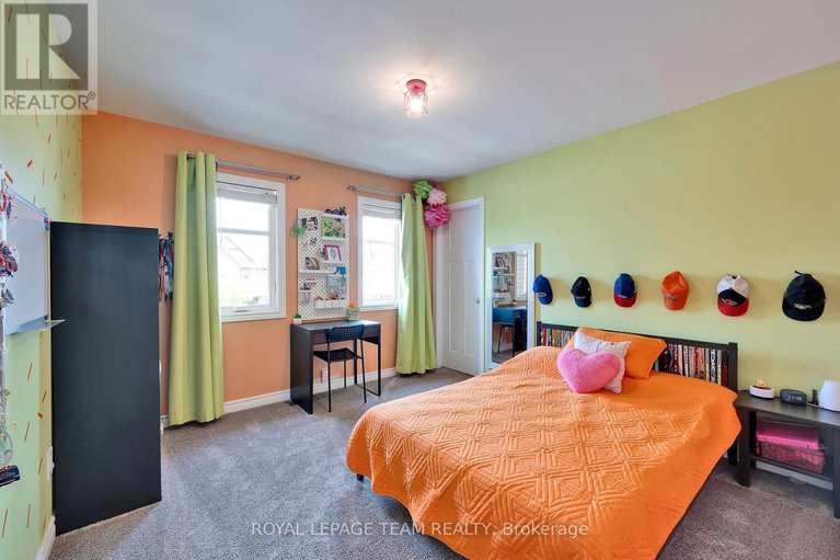 28591653/36-cento-way/stittsville-north/ottawa/ontario/K2S0W4_24