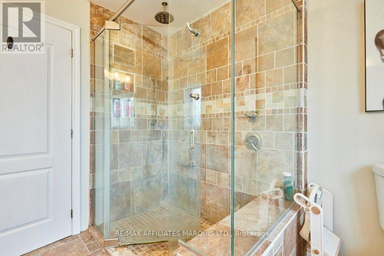 28879635/35-nevada-street/moose-creek/north-stormont/ontario/K0C1W0_24