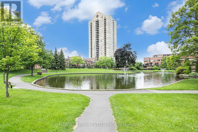 28429605/216-270-brittany-drive/viscount-alexander-park/ottawa/ontario/K1K4M3_22