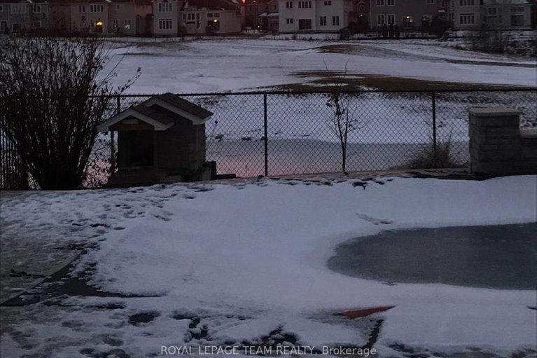 29388104/430-kilmarnock-way/stonebridge/ottawa/ontario/K2J0M5_47