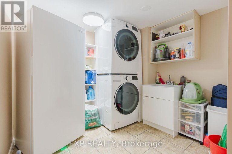 29647556/378-valade-crescent/fallingbrookpineridge/ottawa/ontario/K4A2V8_36