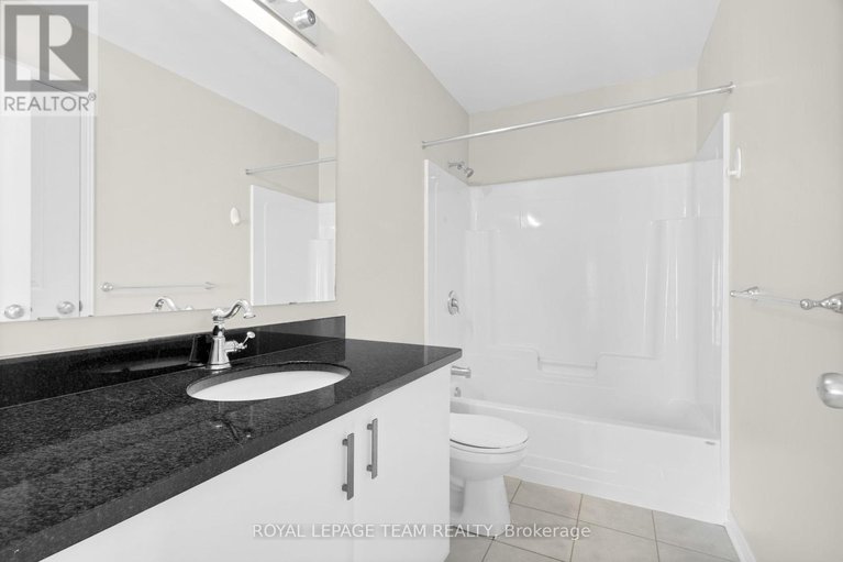 28376167/910-caldermill-private-w/stonebridge/ottawa/ontario/K2J0Z7_24