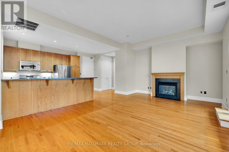 28579122/ph5-330-loretta-avenue-s/west-centre-town/ottawa/ontario/K1S4E8_14
