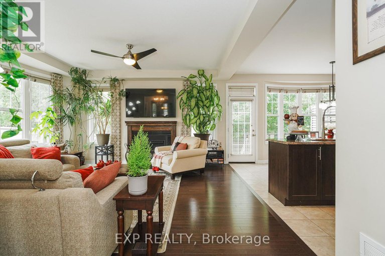 28989822/400-brigatine-avenue/stittsville-north/ottawa/ontario/K2S0P7_7