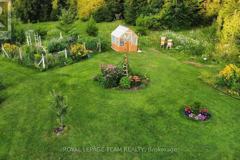 29433237/20-cedar-rail-crescent/north-grenville-twp-kemptville-south/north-grenville/ontario/K0G1J0_32