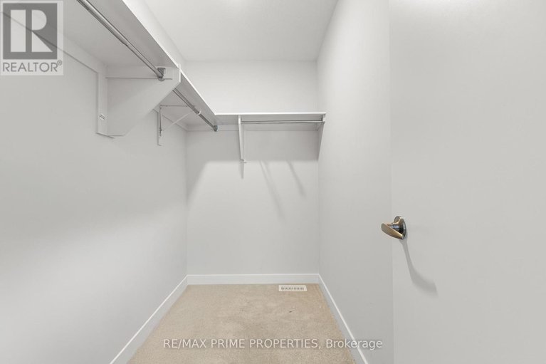 28843088/834-bascule-place/btwn-franktown-rd-fallowfield-rd/ottawa/ontario/K0A2Z0_11