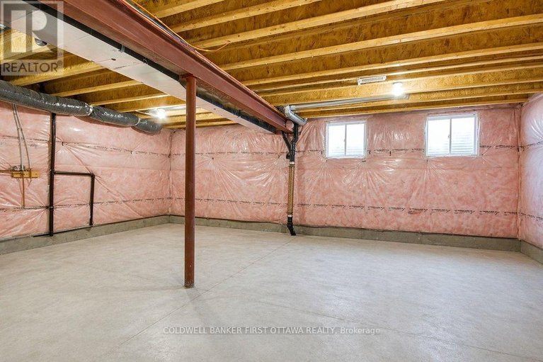 29649584/4852-abbott-street-e/emerald-meadowstrailwest/ottawa/ontario/K2S1E7_24