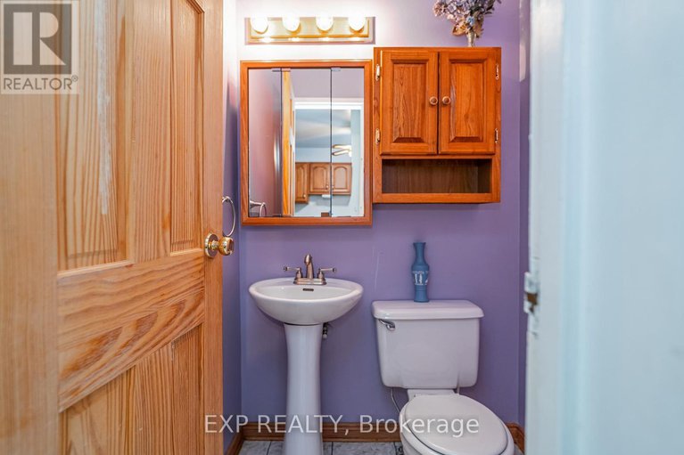 28703250/11-3111-quail-drive/sawmill-creektimbermill/ottawa/ontario/K1T1T9_3