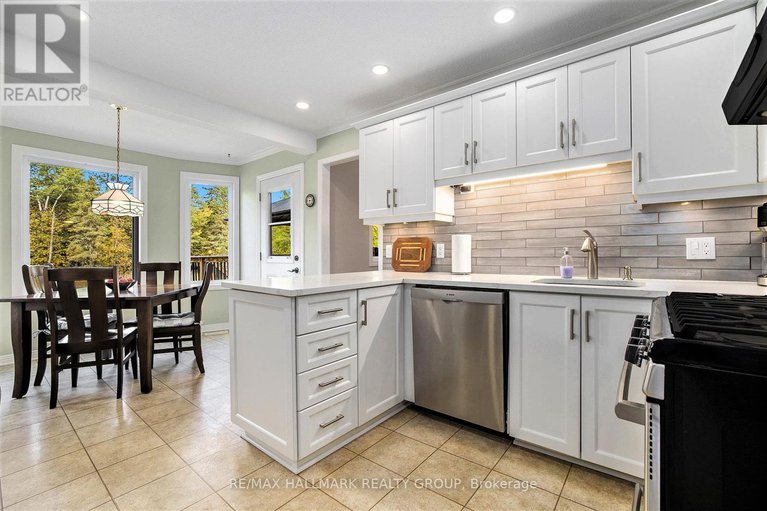 28888050/115-delaney-drive/huntley-ward-south-west/ottawa/ontario/K0A1L0_10