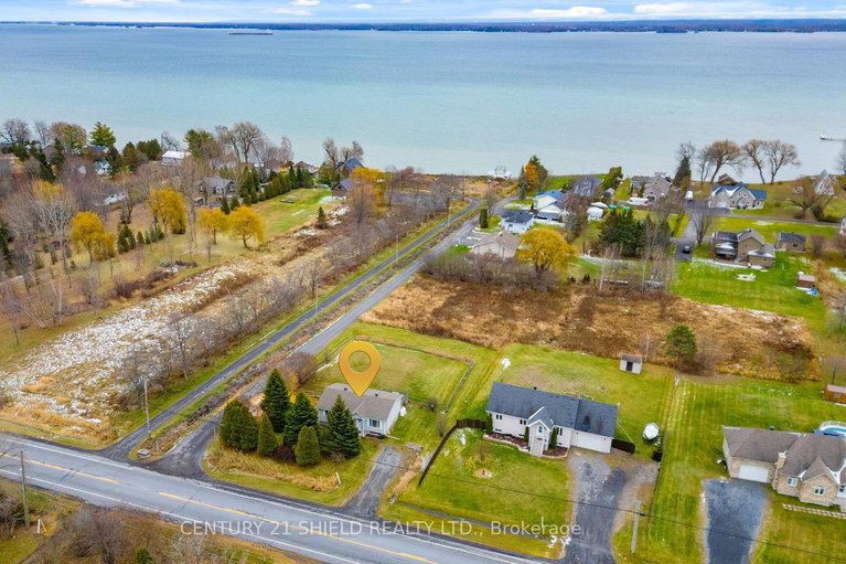 29127984/22032-old-highway-2-highway/south-glengarry-lancaster-twp/south-glengarry/ontario/K0C1E0_3