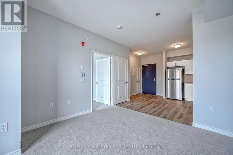 28195759/203-397-codds-road/cfb-rockcliffe-and-area/ottawa/ontario/K1K2G8_4