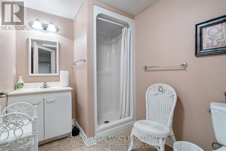 29307237/18105-farlinger-drive/south-glengarry-charlottenburgh-twp/south-glengarry/ontario/K6H5R5_29