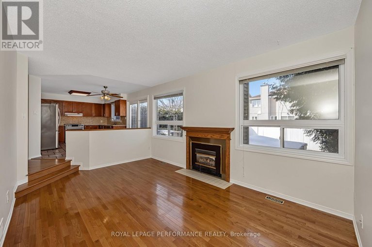 29648632/2023-rolling-brook-drive/orleans-village/ottawa/ontario/K1W1C9_11