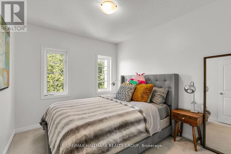 29239373/31-saddlesmith-circle/emerald-meadowstrailwest/ottawa/ontario/K2M2Y8_23