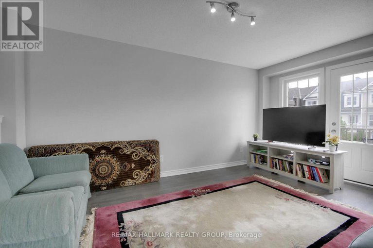 28931180/41-maroma-street/avalon-west/ottawa/ontario/K4A1A3_13