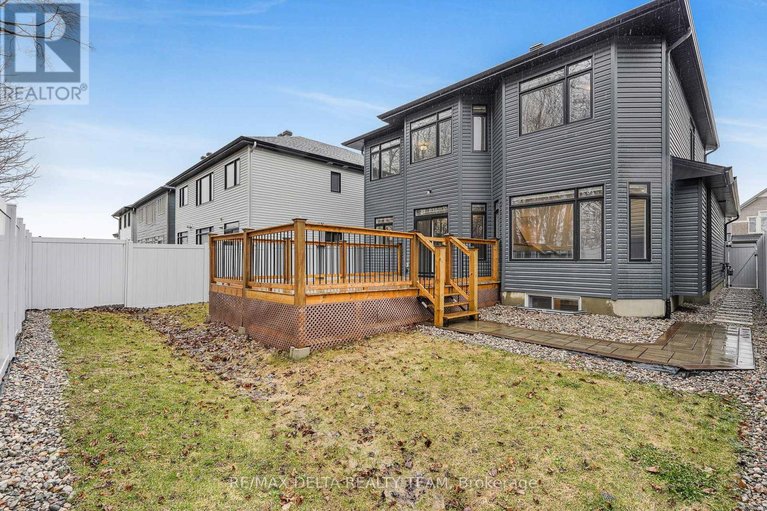 29613825/39-angel-heights/stittsville-south/ottawa/ontario/K2S2N2_38