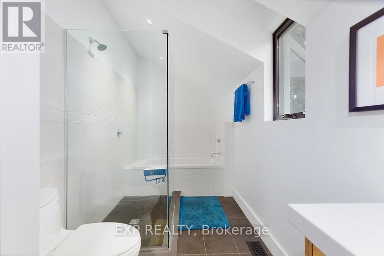 28586645/179-mountbatten-avenue/applewood-acres/ottawa/ontario/K1H5V6_14