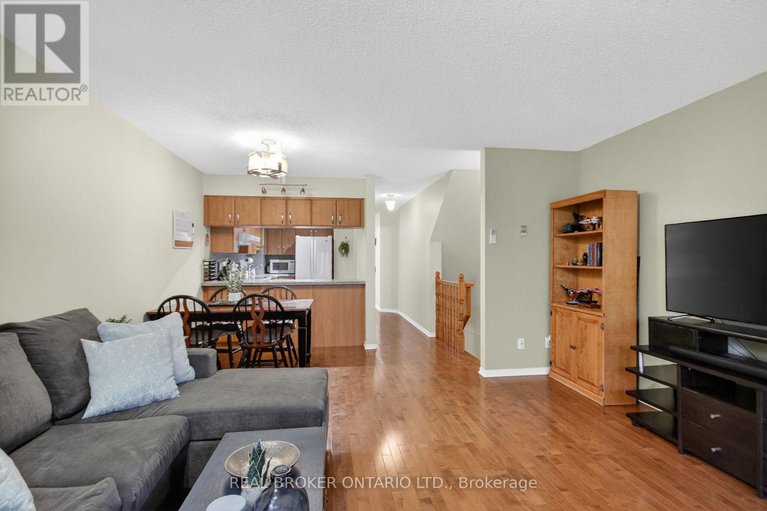 29593388/418-briston-private/hunt-club-park/ottawa/ontario/K1G5R4_15
