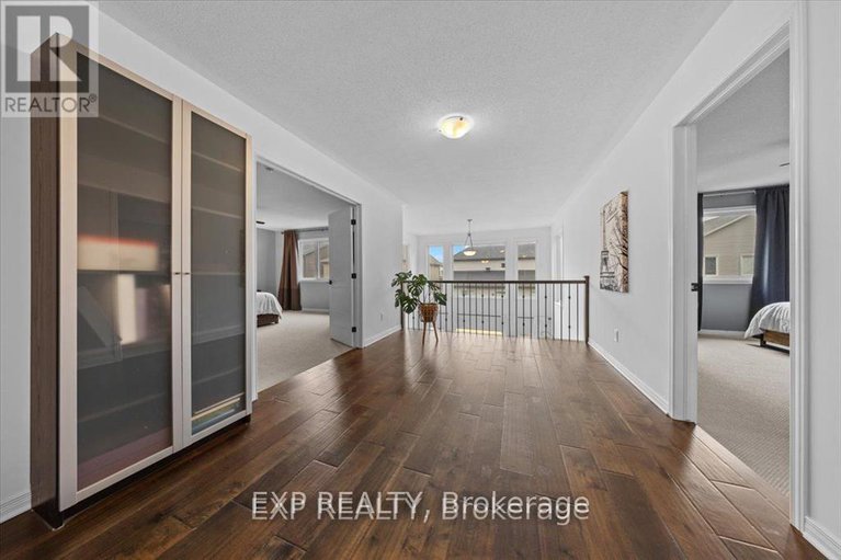28556913/209-rover-street/emerald-meadowstrailwest/ottawa/ontario/K2S1S3_27