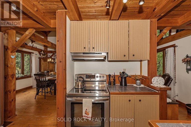 28914733/6800-dwyer-hill-road/rideau-twp-s-of-reg-rd-6-w-of-mccordick-rd/ottawa/ontario/K7A4S6_28